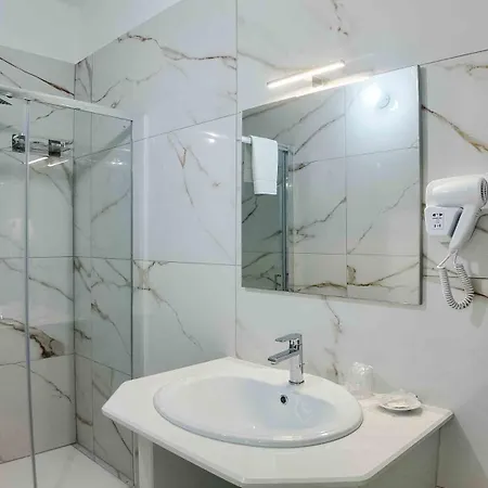 Gæstehus Clarus Mons