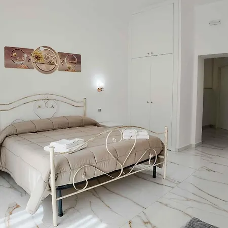 Guest house Clarus Mons *