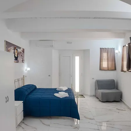 Clarus Mons Guest house