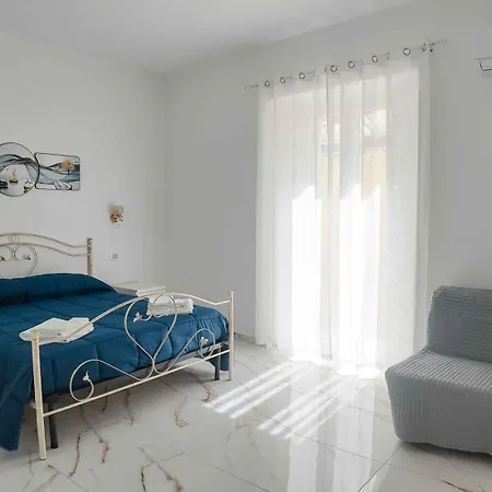 Clarus Mons Guest house