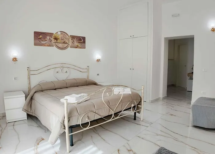 Guest house Clarus Mons 3*