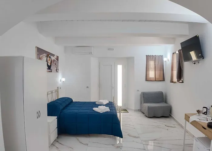 Clarus Mons Guest house